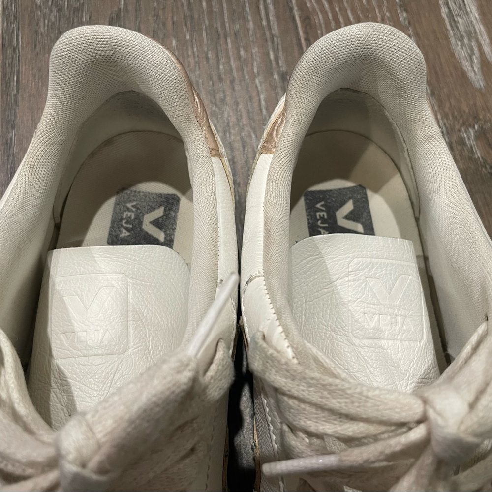 Veja Women's V-10 sneakers white platine size 8 - Picture 7 of 9
